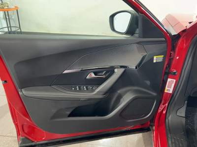Peugeot 2008 PureTech 100 S&S Allure Rosso usata Santa Maria di Licodia