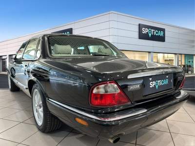 Jaguar XJ 3.2 cat Executive Nero usata Bologna