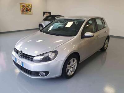 Volkswagen Golf 1.6 TDI DPF 5p. BlueMotion Argento usata Longarone