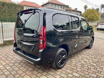 Fiat Doblò Doblò 1.5 BlueHdi 130CV AT8 PL Entry 7 POSTI - KM0 Nero usata Cadrezzate con Osmate