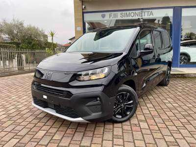 Fiat Doblò Doblò 1.5 BlueHdi 130CV AT8 PL Entry 7 POSTI - KM0 Nero usata Cadrezzate con Osmate
