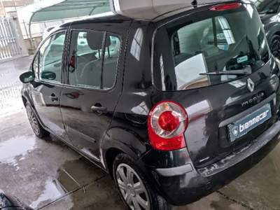 Renault Modus 1.2 16V Dynamique Nero usata Augusta