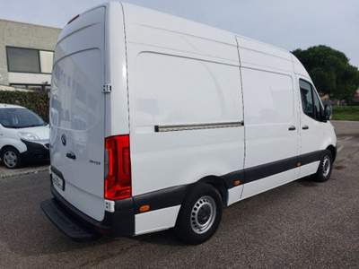 Mercedes-Benz Sprinter F37/33 311 CDI RWD TA Furgone Bianco usata Rosolina