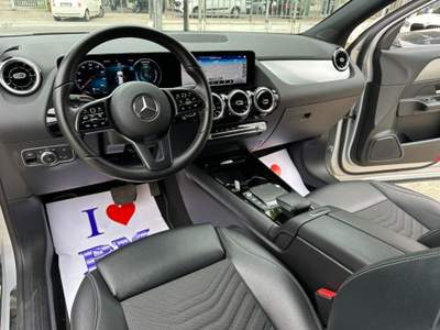 Mercedes-Benz GLA d SPORT AUTO NAVI KAMERA CLIMA LED BOOK SERVICE Argento usata Pescara