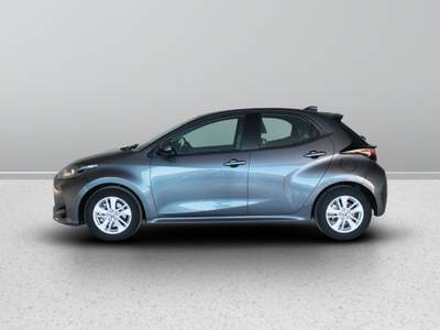 Toyota Yaris IV 2020 -  1.5h Active Grigio usata Mosciano Sant'Angelo