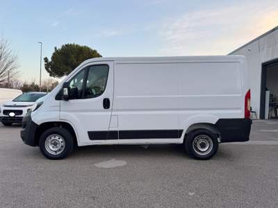 Fiat Ducato 2.3 MJT 120C  Furgone 76000KM Bianco usata Foggia