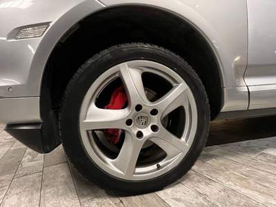 Porsche Cayenne 3.0 Diesel Grigio usata Borgo San Dalmazzo