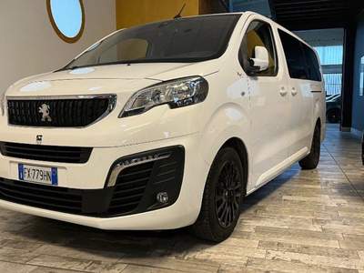 Peugeot Traveller BlueHDi 180 S&S EAT8 long Business GANCIO TR. Bianco usata Borgo San Dalmazzo