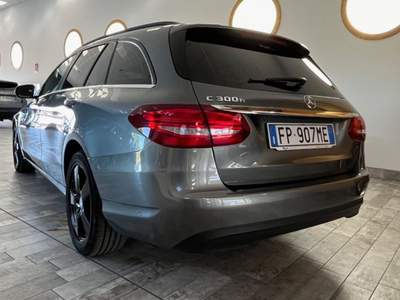 Mercedes-Benz Classe C h S.W. Automatic Sport Grigio usata Borgo San Dalmazzo