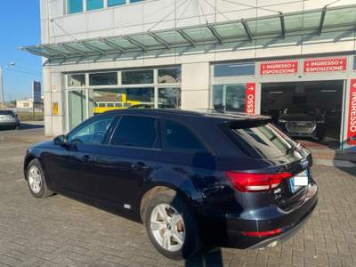 Audi A4 Avant 2.0 TDI 150 CV S tronic Business Nero usata Treviso