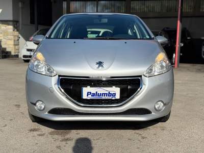 Peugeot 208 1.2 82 CV 5 porte Allure OK NEOPATENTATI Grigio usata Qualiano