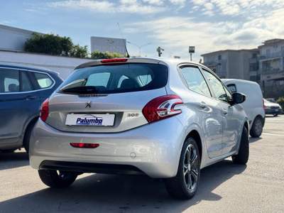 Peugeot 208 1.2 82 CV 5 porte Allure OK NEOPATENTATI Grigio usata Qualiano