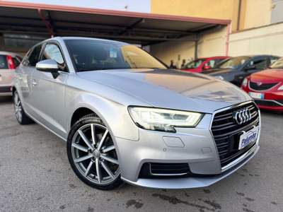 Audi A3 SPB 1.6 TDI 116 CV S tronic Design LUXE COK PIT Grigio usata Qualiano