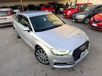 Audi A3 SPB 1.6 TDI 116 CV S tronic Design LUXE COK PIT Grigio usata Qualiano