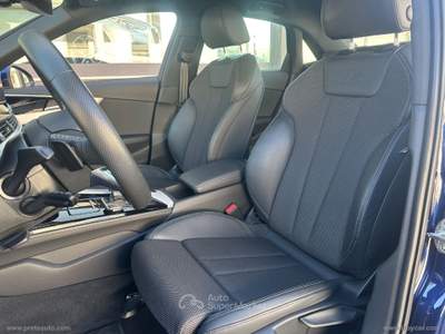 Audi A4 A4 30 TDI/136CV S tronic S line edition Blu/Azzurro usata San Michele Salentino