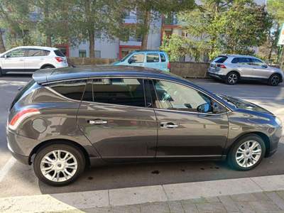 Lancia Delta 1.6 MJT  Silver NEOPATENTATI Grigio usata Putignano