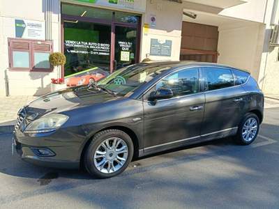 Lancia Delta 1.6 MJT  Silver NEOPATENTATI Grigio usata Putignano