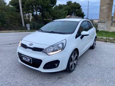 Kia Rio 1.4 CRDi 3p. Cool GUIDABILE DAI NEOPATENTATI Bianco usata Valderice