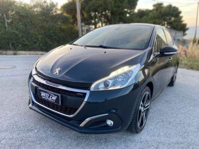 Peugeot 208 PureTech Turbo 110 S&S 5 porte GT Line Grigio usata Valderice