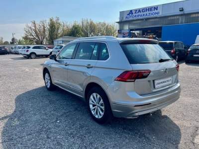 Volkswagen Tiguan 2.0 TDI SCR DSG 4MOTION Style BMT Grigio usata Roburent