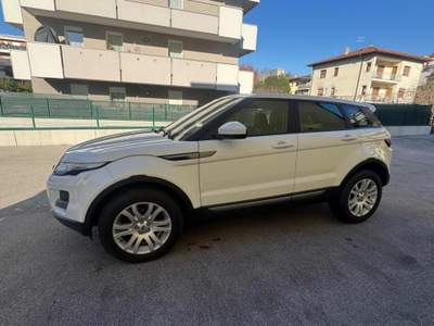 Land Rover Range Rover Evoque 2.2 TD4 5p. Pure Tech Pack Bianco usata Trento