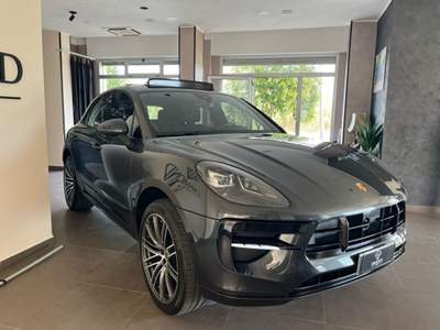 Porsche Macan porsche macan turbo 2.0 245cv tetto full optional Grigio usata Corigliano-Rossano