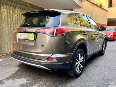 Toyota RAV4 RAV4 2.0 D-4D 2WD Business Bronzo usata Roma