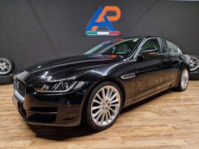 Jaguar XE 2.0 D Turbo 180CV aut. Portfolio Nero usata Parma