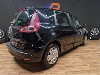 Renault Scénic X-Mod 1.5 dCi 110CV Luxe Nero usata Parma