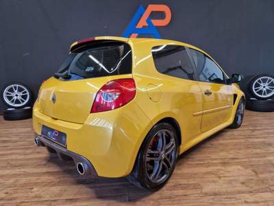 Renault Clio 2.0 16V 200CV 3 porte RS Giallo usata Parma