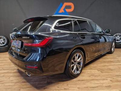 BMW Serie 3 320d d 48V xDrive Touring Msport Nero usata Parma