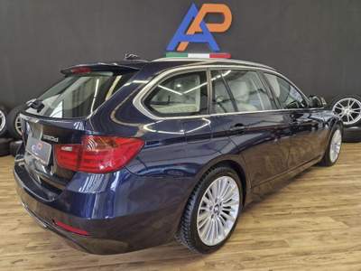BMW Serie 3 330dA dA Touring Modern Blu/Azzurro usata Parma