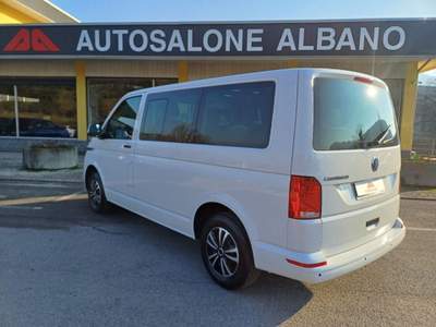 Volkswagen Caravelle T6.1 2.0 TDI 150CV PC Comfortline 9 POSTI Bianco usata ALBANO SANT'ALESSANDRO