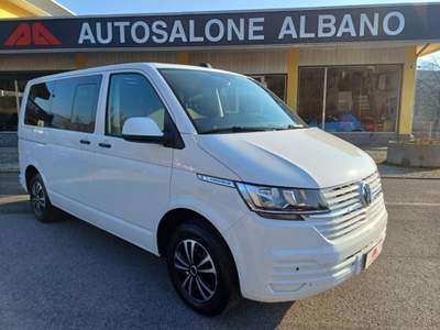 Volkswagen Caravelle T6.1 2.0 TDI 150CV PC Comfortline 9 POSTI Bianco usata ALBANO SANT'ALESSANDRO