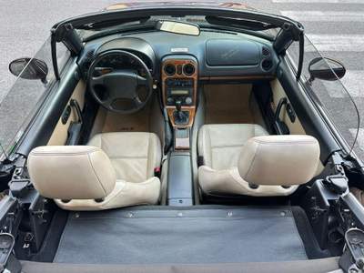 Mazda MX-5 Miata-1.6i 16V -ASI-Hartop-50 Esemplari-Merlot Lilla usata Roma