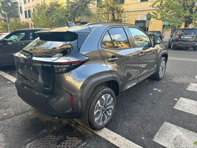 Toyota Yaris Cross 1.5 Hybrid 5p.131 Cv-CVT-Pack-Inverno-Vari Colori Grigio usata Roma