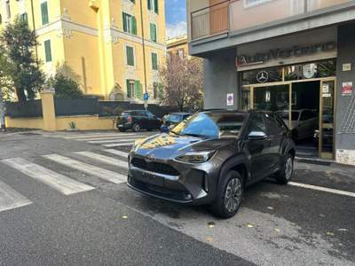 Toyota Yaris Cross 1.5 Hybrid 5p.131 Cv-CVT-Pack-Inverno-Vari Colori Grigio usata Roma