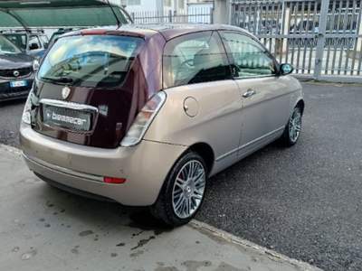 Lancia Ypsilon 1.4 16V Oro Plus Bronzo usata Augusta