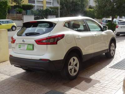 Nissan Qashqai 1.5 DCI 115 CV ACENTA Bianco usata Quartu Sant'Elena