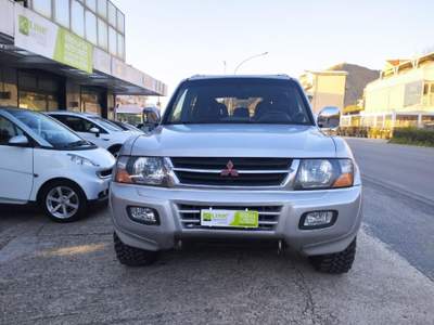 Mitsubishi Pajero V60 3.2 16V DI-D 5p.  Autocarro Grigio usata Amantea CS