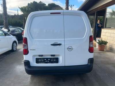 Opel Combo Cargo 1.5 Diesel 100CV Bianco usata Caltagirone