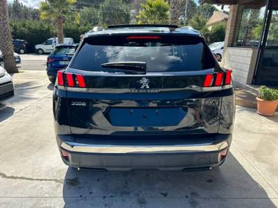 Peugeot 3008 BlueHDi 130 S&S Business TETTO Nero usata Caltagirone