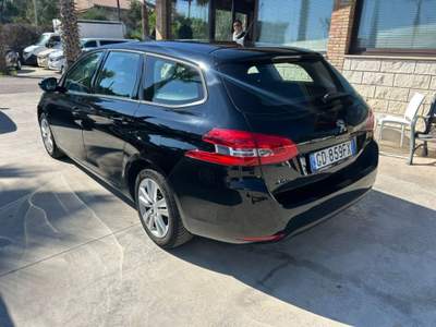 Peugeot 308 BlueHDi 130 S&S SW Business Nero usata Caltagirone