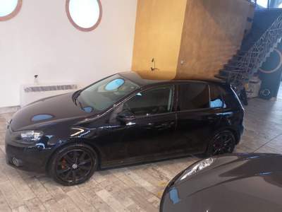 Volkswagen Golf 1.6 TDI DPF 5p. Highline Nero usata Borgo San Dalmazzo