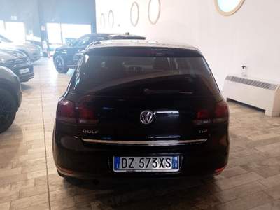 Volkswagen Golf 1.6 TDI DPF 5p. Highline Nero usata Borgo San Dalmazzo