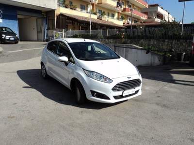 Ford Fiesta 1.5 TDCi 75CV 5 porte Titanium Bianco usata Giugliano in Campania