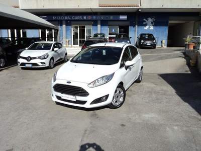 Ford Fiesta 1.5 TDCi 75CV 5 porte Titanium Bianco usata Giugliano in Campania