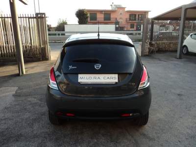Lancia Ypsilon 0.9 TwinAir 85 CV 5 porte Metano Ecochic Elefantin Grigio usata Giugliano in Campania