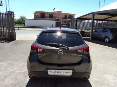 Mazda 2 1.5 105 CV Skyactiv-D Exceed Grigio usata Giugliano in Campania