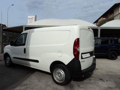 Opel Combo 1.4i 95CV PC-TN Van (1000kg) E6 Bianco usata Giugliano in Campania